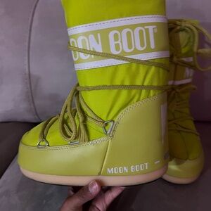 Moon Boot Neon Yellow Winter Boots